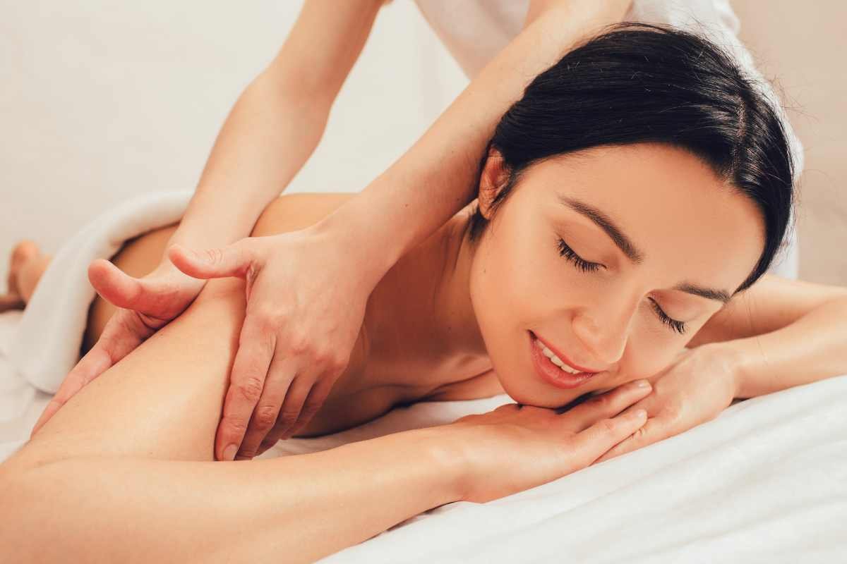 neelam body massage -Aroma Asian Massage